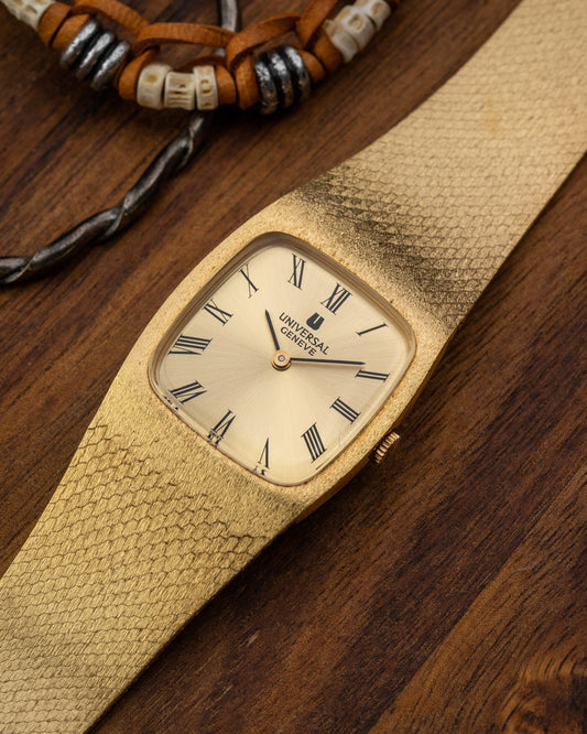 Universal Geneve “Cobra” Roman dial Integrated Gold Ref. 542014 (Cal. 1-42)