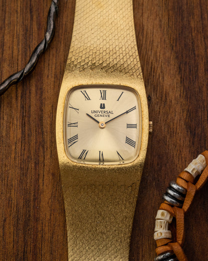 Universal Geneve “Cobra” Roman dial Integrated Gold Ref. 542014 (Cal. 1-42)