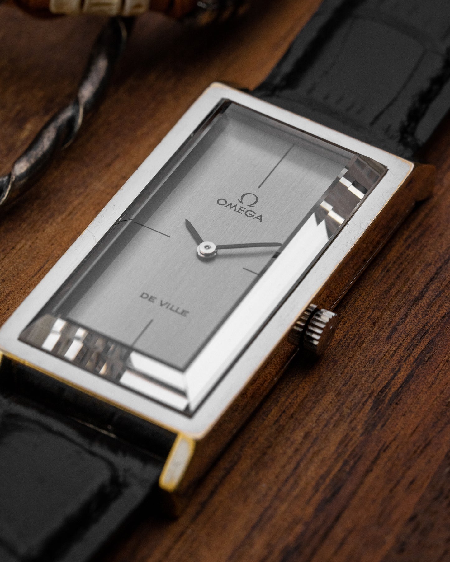 Omega De Ville “Elongated Emerald” by Andrew Grima Ref. 511.0377 (Cal. 620)