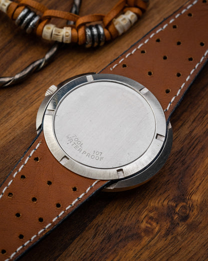 Omega Geneve Dynamic “UFO” Ref. 135.033 (Cal. 601)