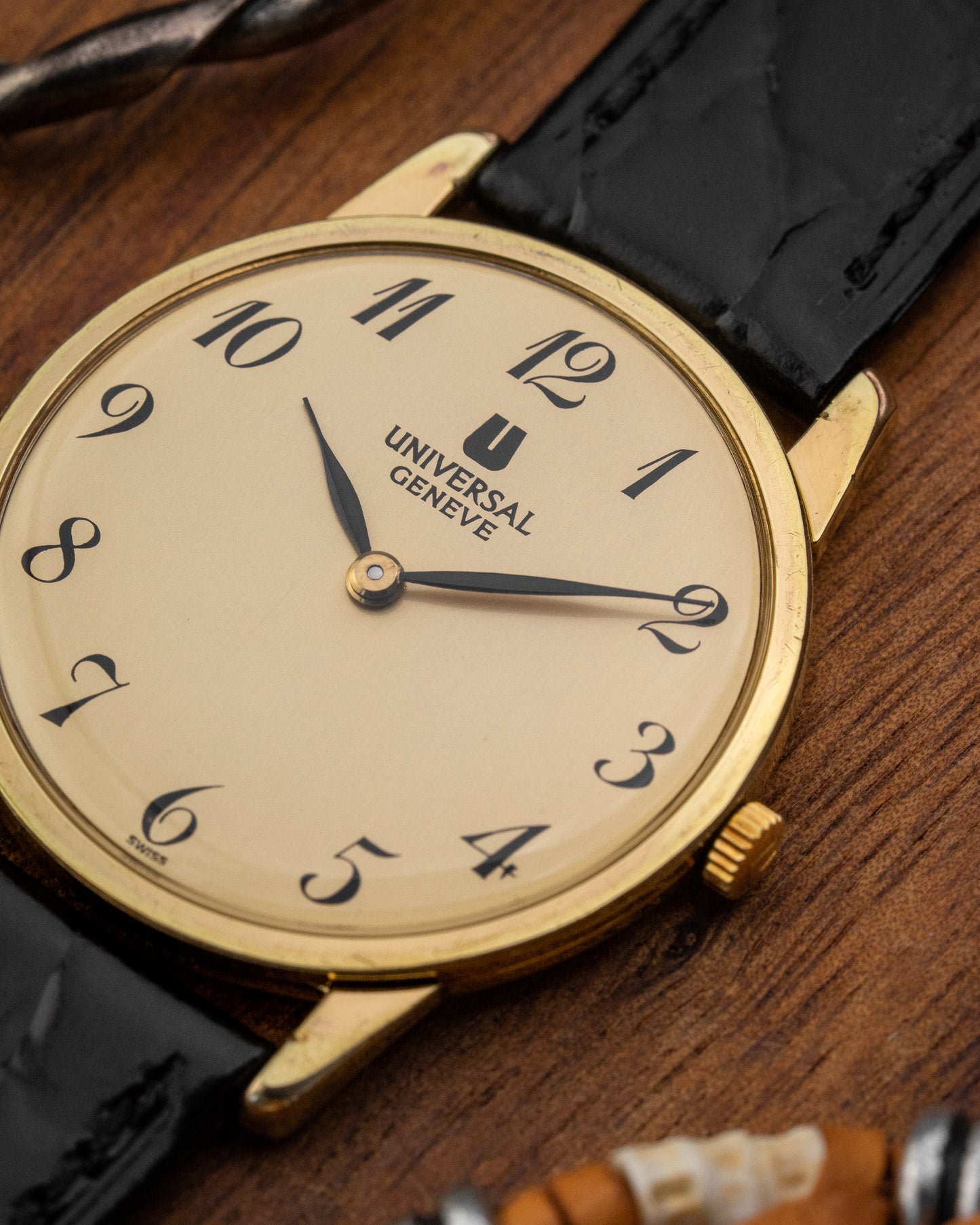 Universal Geneve "Ultra-Thin" Breguet dial Gold Ref. 542101 (Cal. 1-42)
