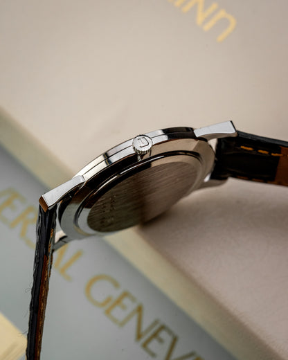 Universal Geneve "Ultra-Thin" Linen dial Ref. 842101 (Cal. 1-42)