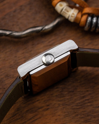 Universal Geneve "Tank Normale" Ref. 25546-1 (Cal. 501)