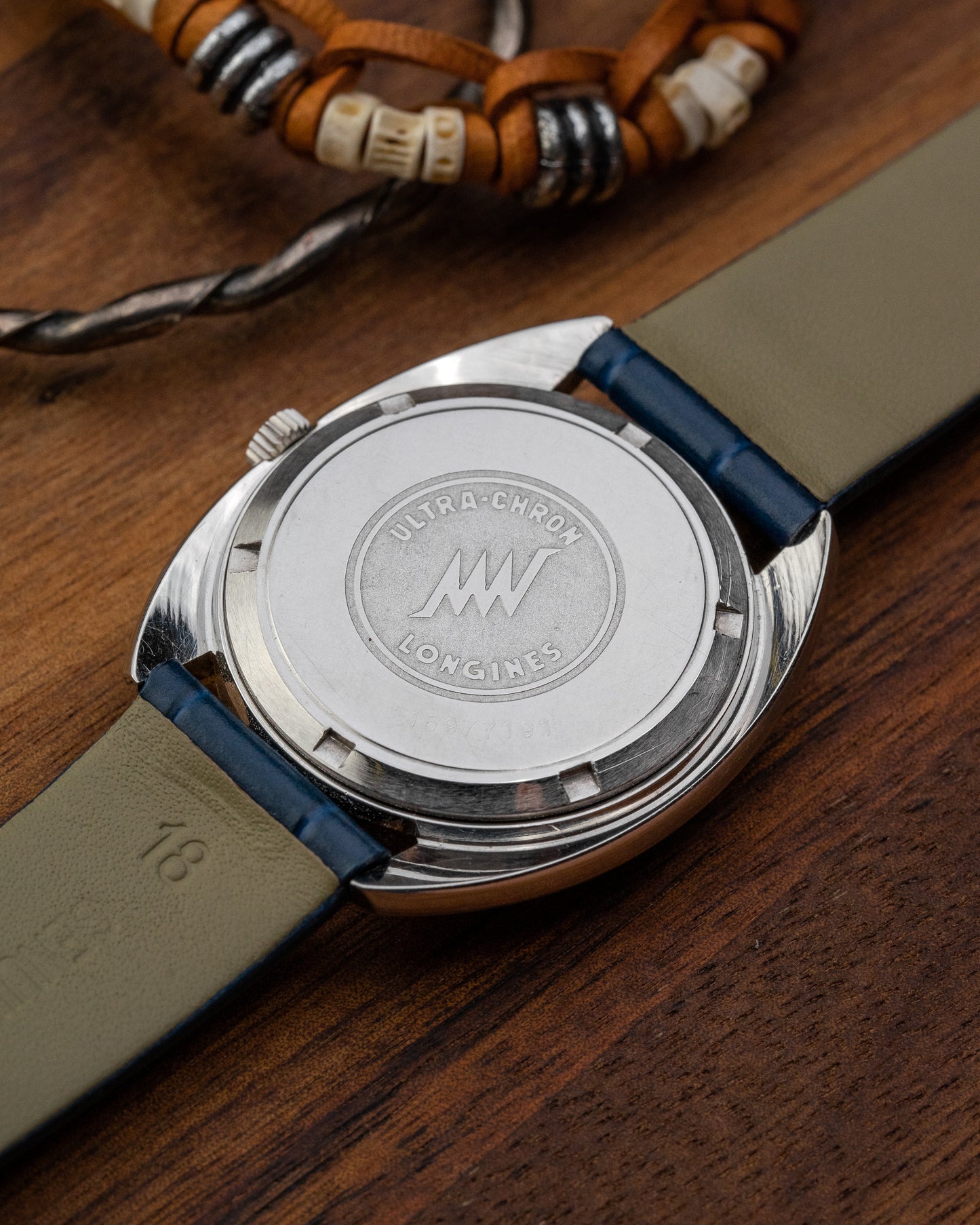 Longines Ultra-Chron Automatic "C-shape case" Ref. 8317-6 (Cal. 431)