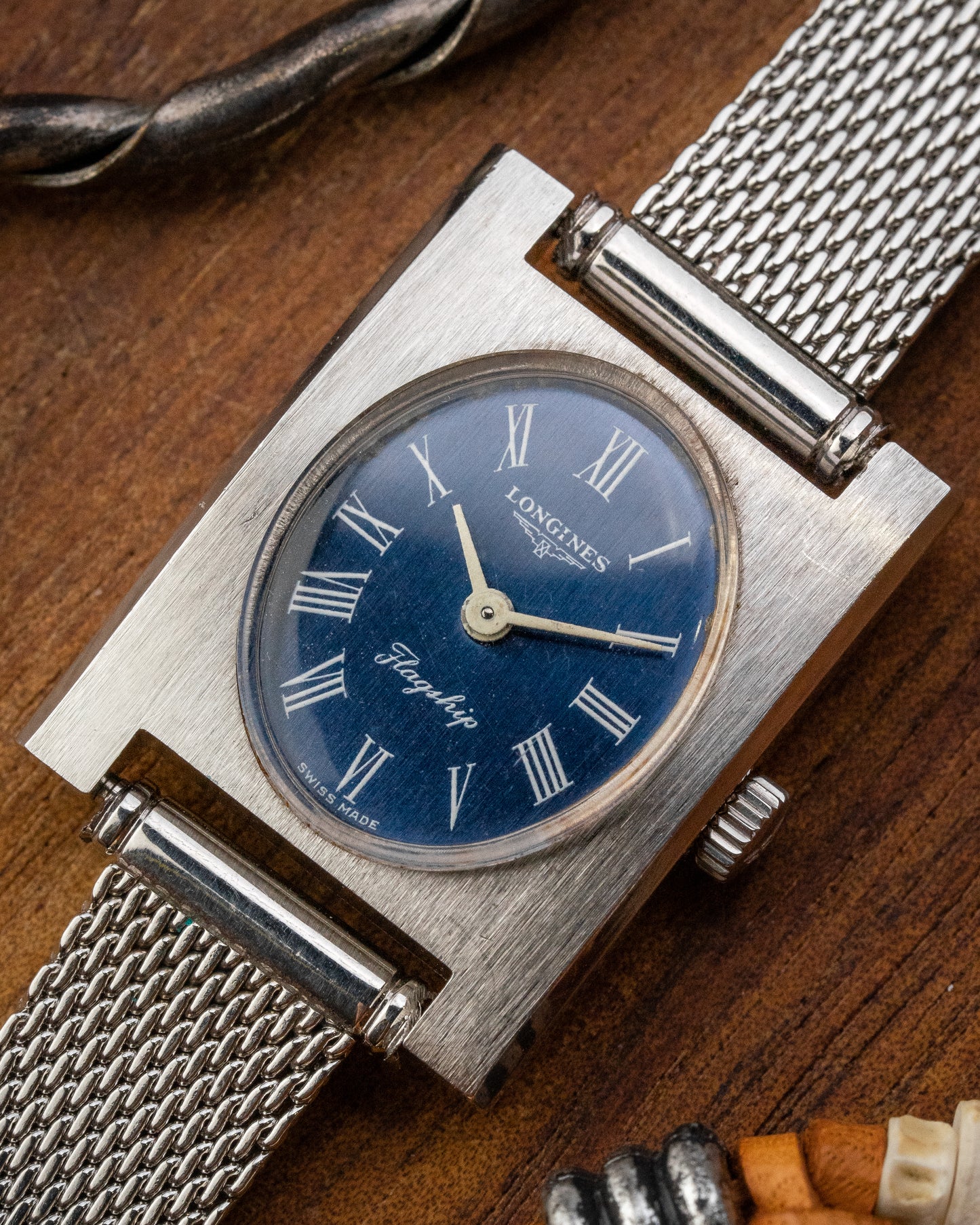 Longines Flagship "Tank Normale" Oval Blue Roman dial Ref. 8638-2 (Cal. 410)
