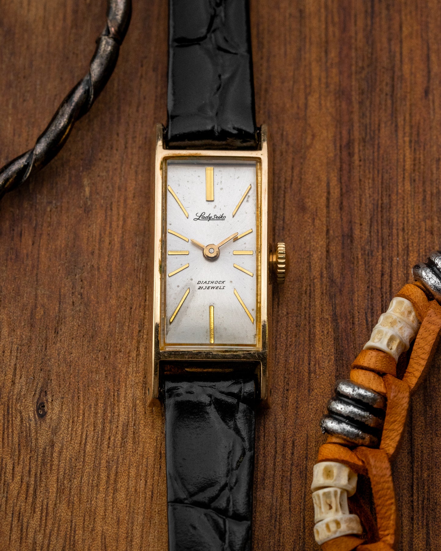 Lady Seiko "Tank style" Gold