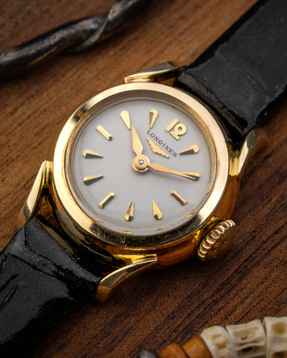 Longines Fancy "Helical Lugs" Gold Ladies Ref. 6832 (Cal. 14.16)
