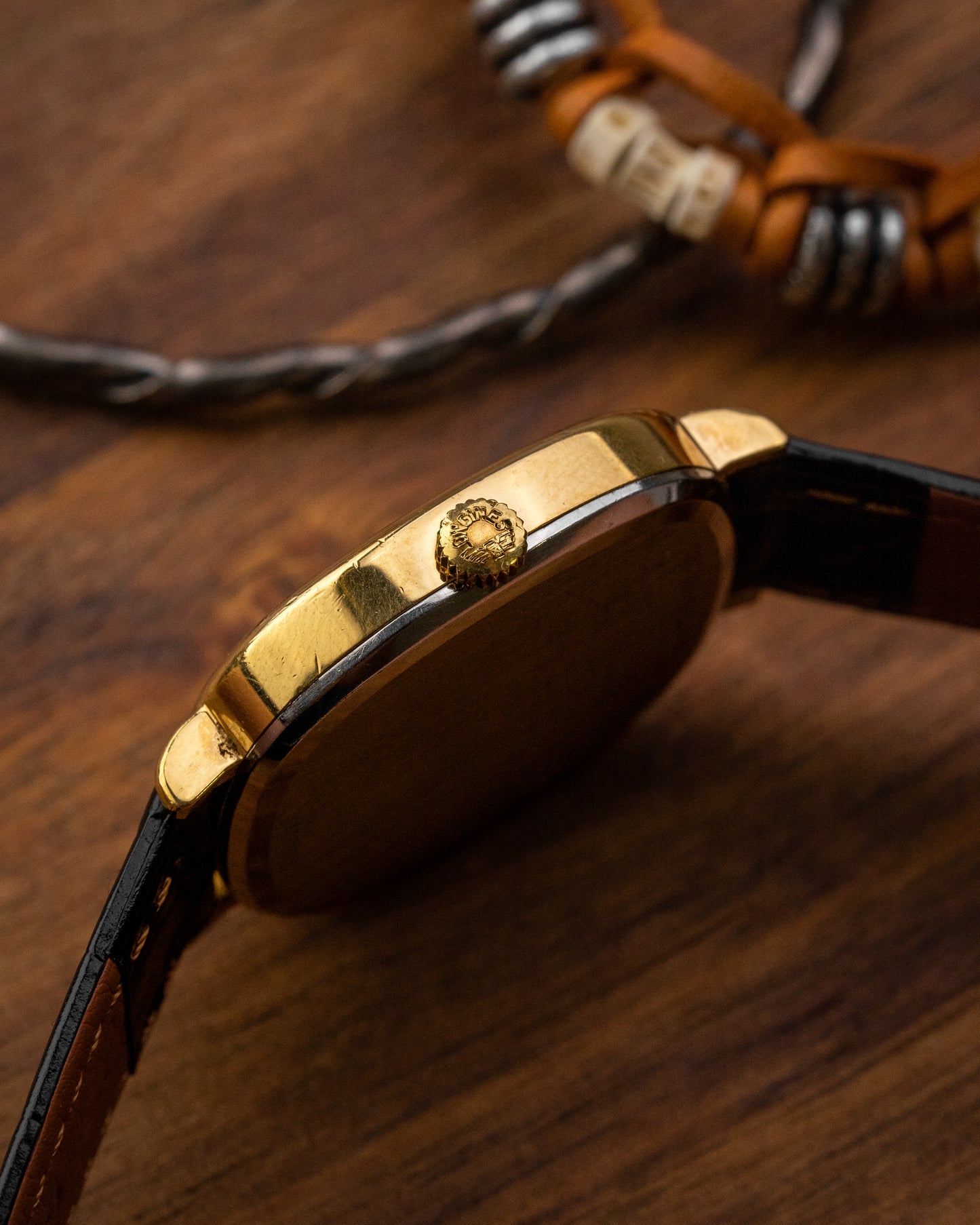 Longines Square "Cushion" Black Roman dial Gold Ref. 4158 (Cal. 847.4)