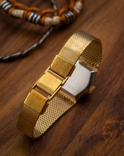 Longines Oval Oblong Integrated Bracelet Ladies Gold Ref. 4002 (Cal. 5602)