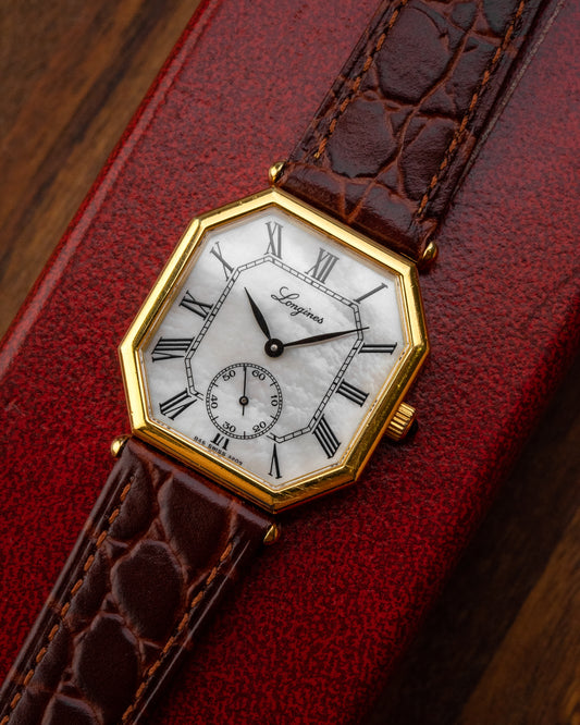 Longines Octagonal 'Mother-of-Pearl' dial Gold Ref. 3209 (Cal. 846.4)