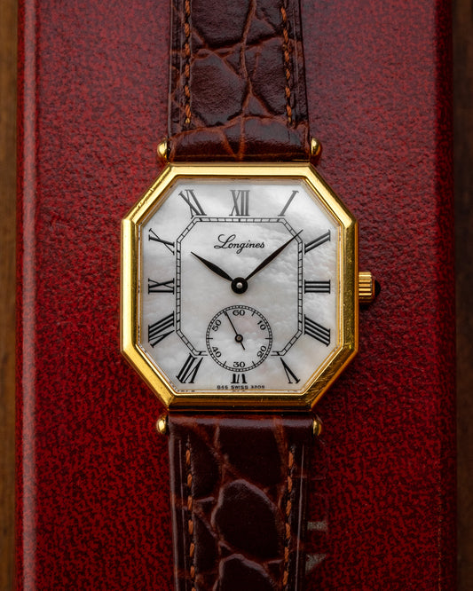 Longines Octagonal 'Mother-of-Pearl' dial Gold Ref. 3209 (Cal. 846.4)