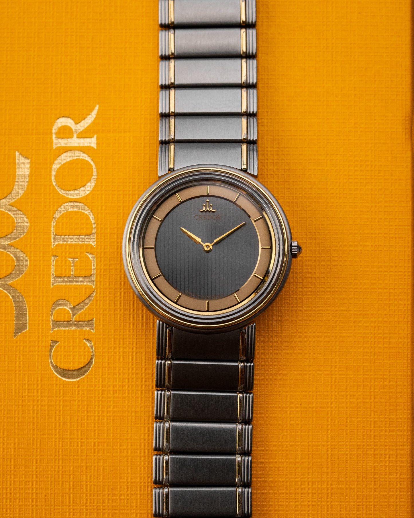 Credor Seiko Grey "Titanium + 18KT Bezel" Ref. 2F70-0090 (Full Set)