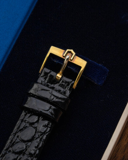 Universal Geneve "Ultra-Thin" Seal Script dial Gold Ref. 542101 (Cal. 1-42)