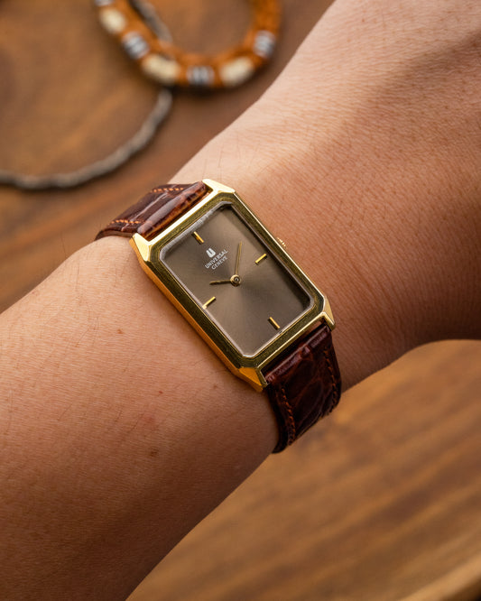 Universal Geneve Rectangular Bronze Sunburst dial Gold Ref. 542128 (Cal. 42)