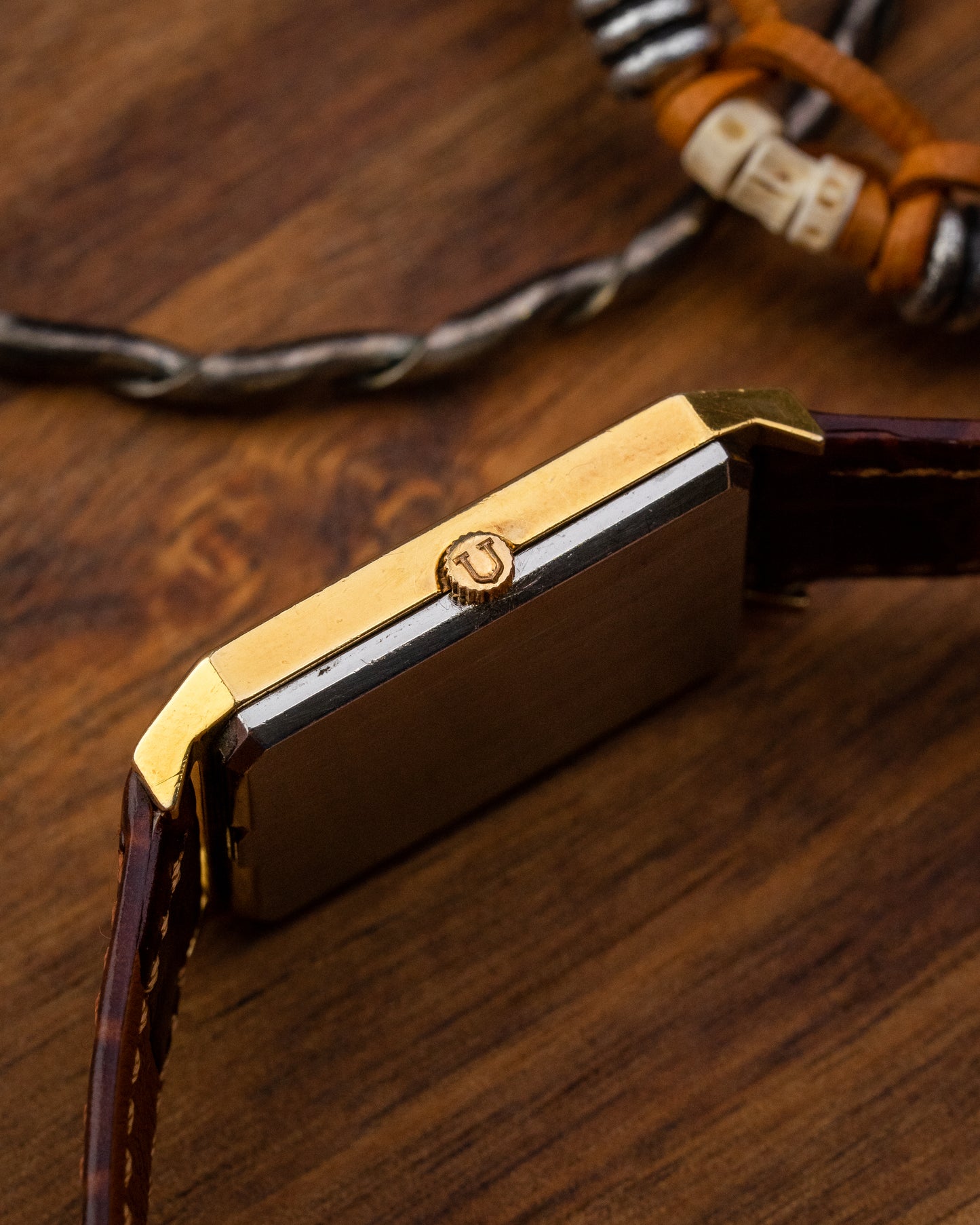 Universal Geneve Rectangular Bronze Sunburst dial Gold Ref. 542128 (Cal. 42)