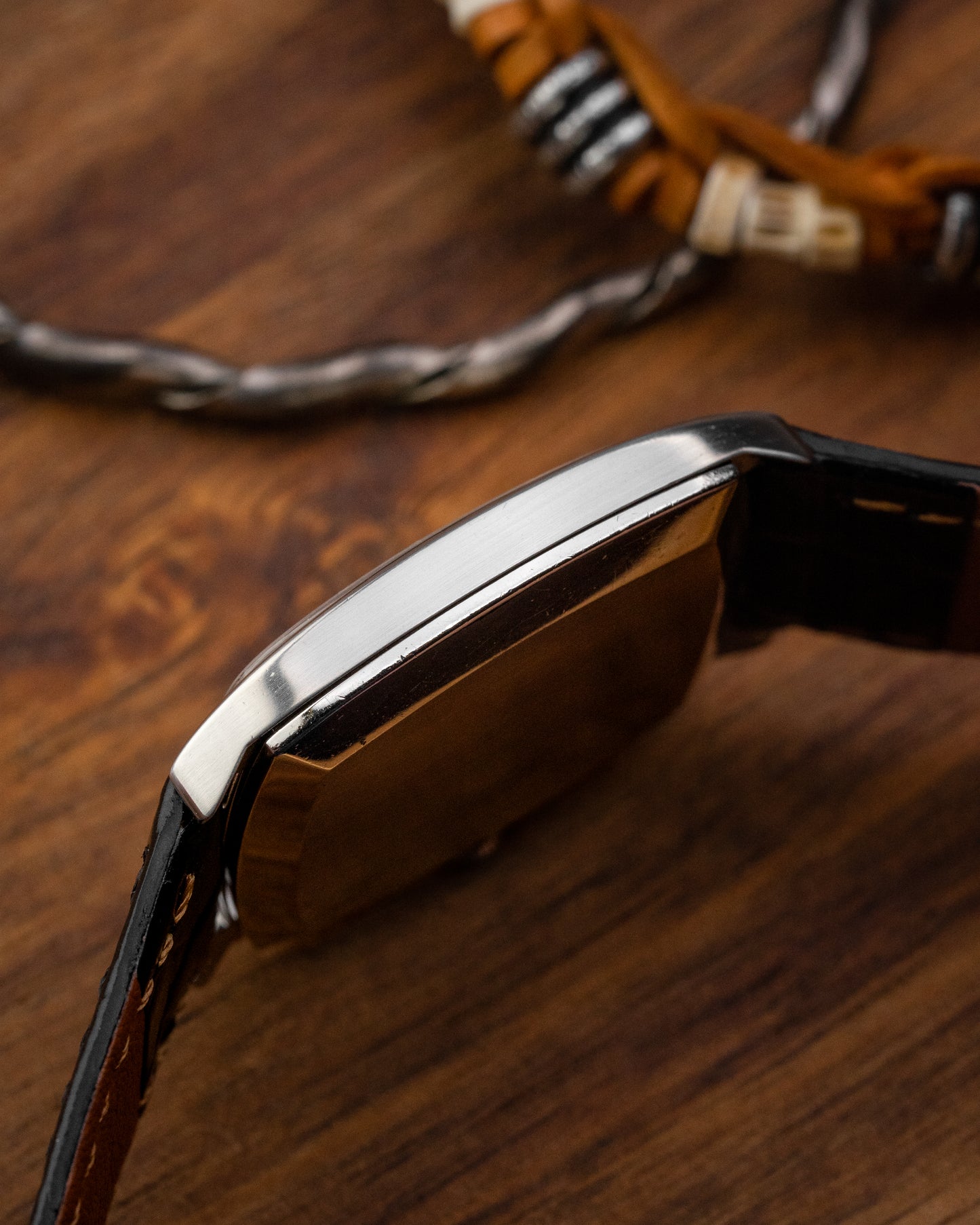 IWC Tonneau Roman Linen dial Ref. 2582 (Cal. 423)