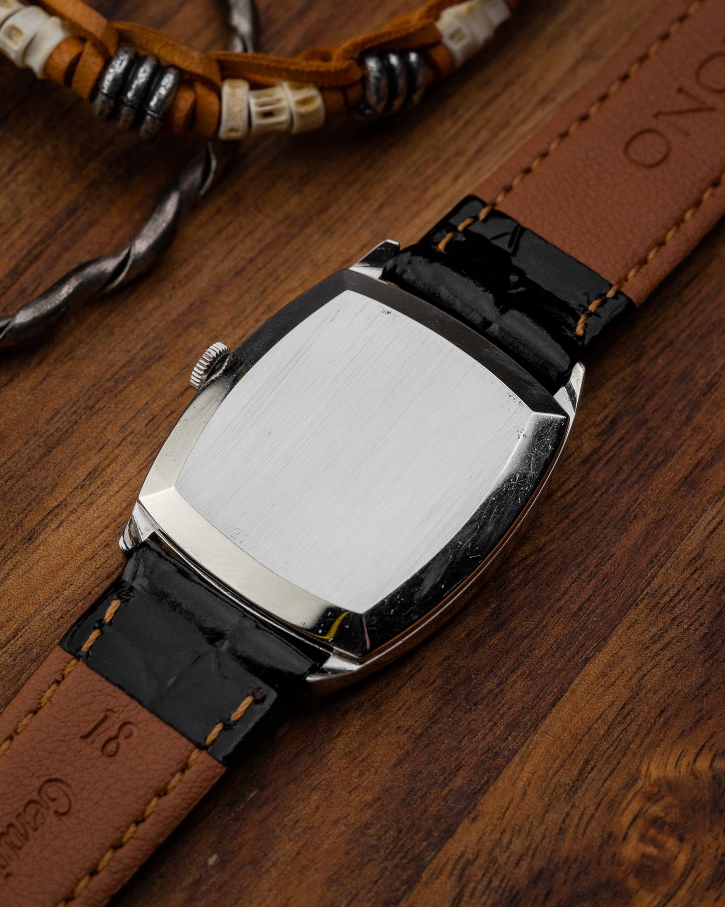 IWC Tonneau Roman Linen dial Ref. 2582 (Cal. 423)