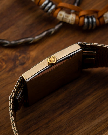 Longines "Rectangular TV" Textured dial Gold Integrated Bracelet Ref. 3266 (Cal. 847.4)