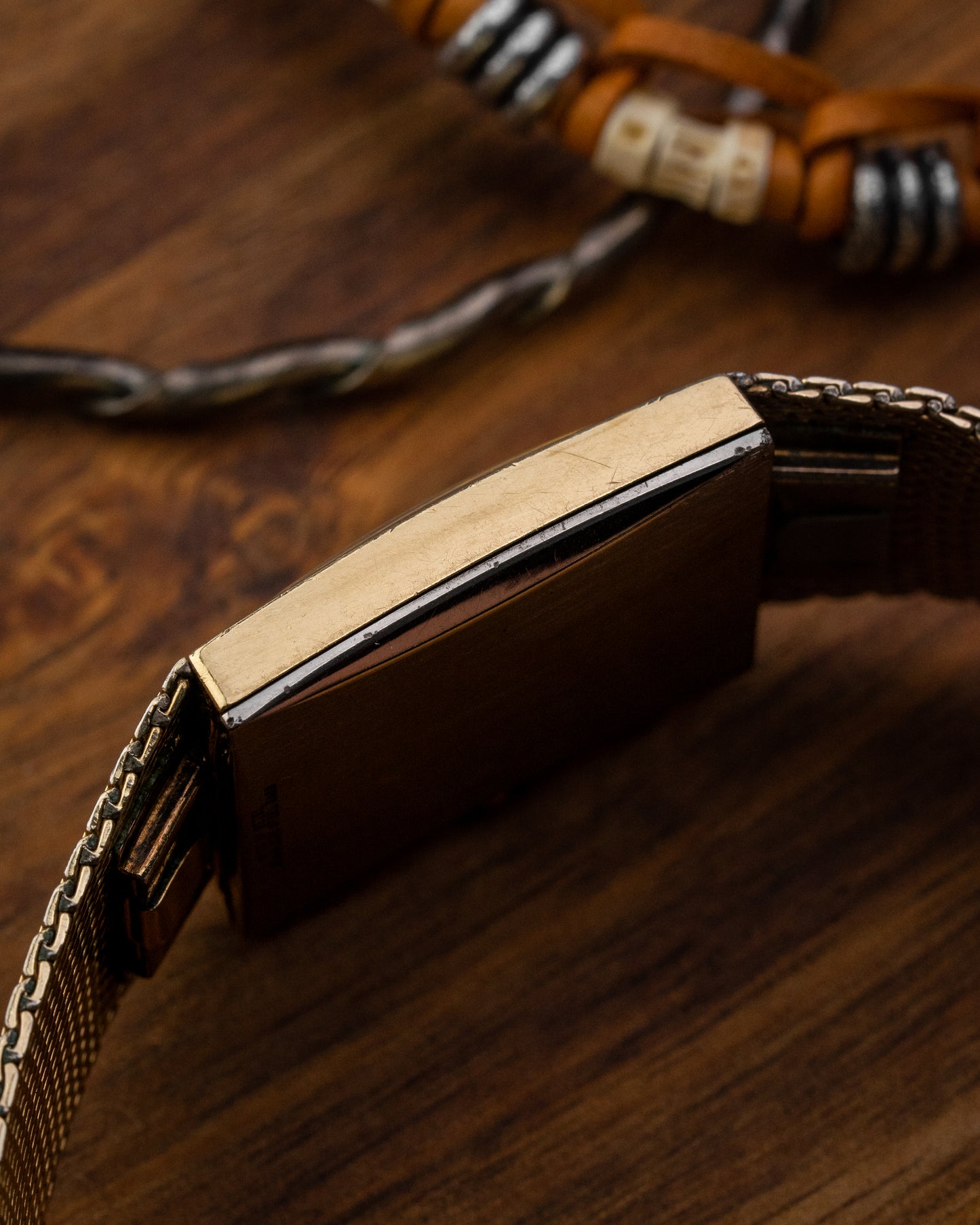Longines "Rectangular TV" Textured dial Gold Integrated Bracelet Ref. 3266 (Cal. 847.4)