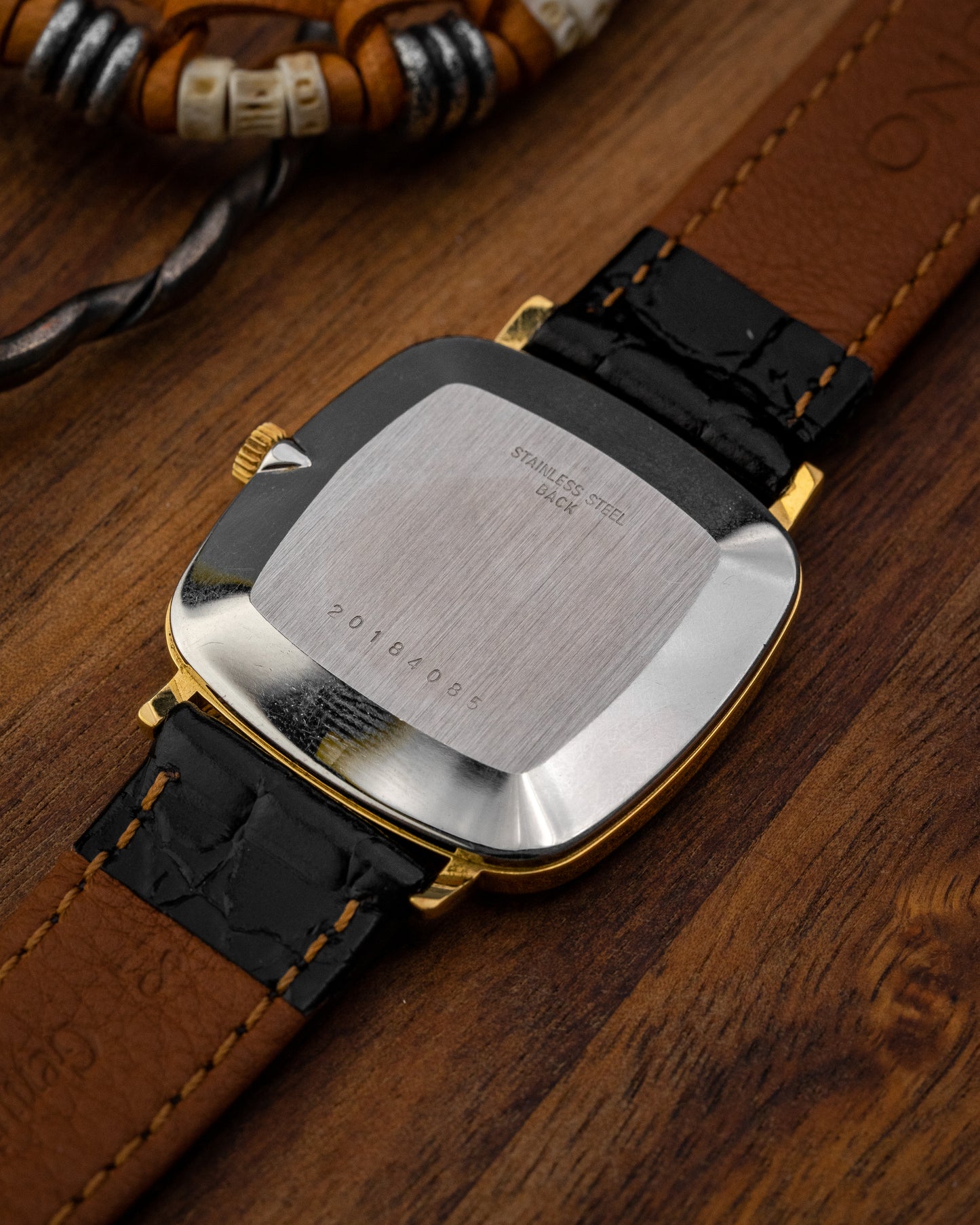 Longines Square Black dial Gold Ref. 1203 (Cal. 528)