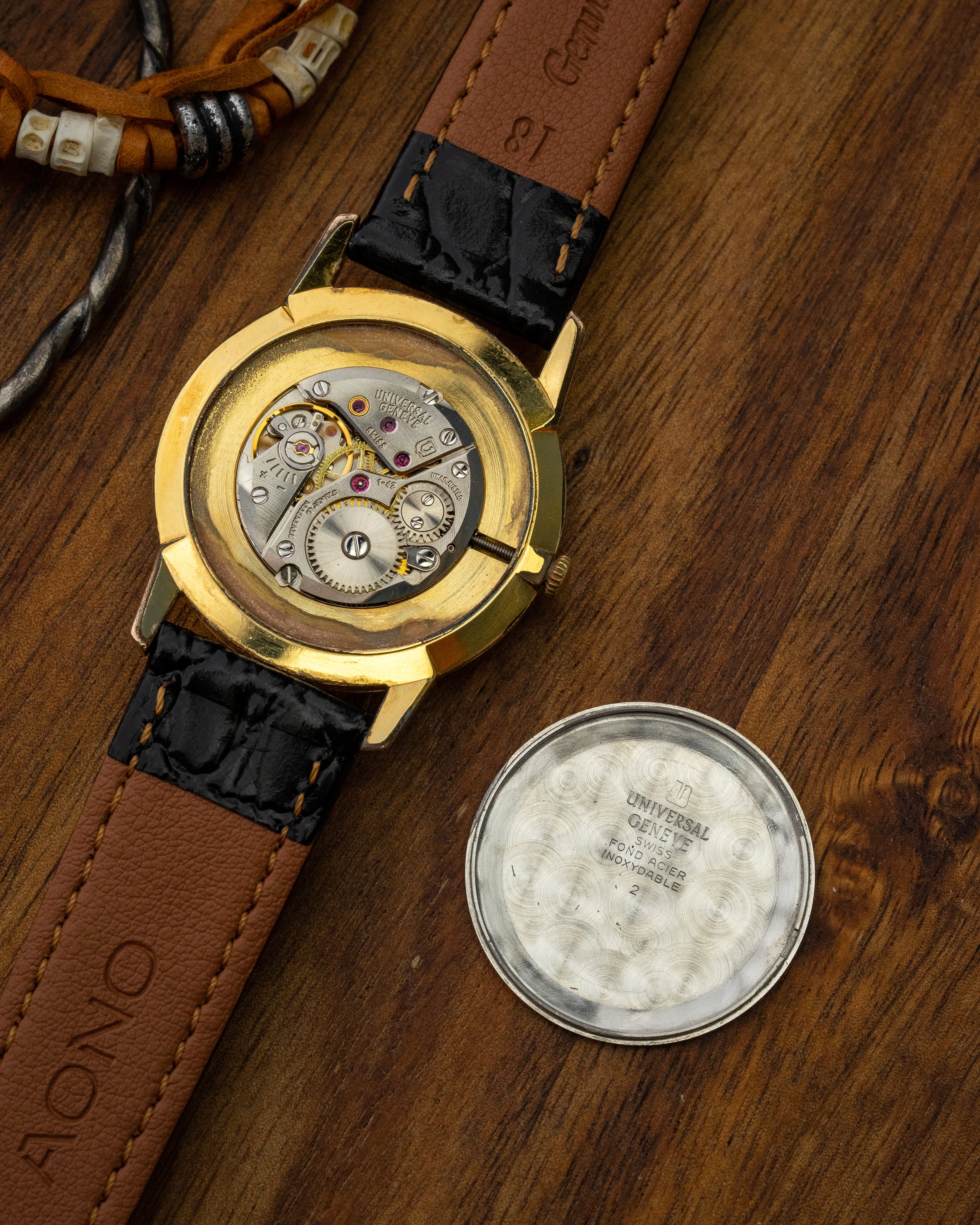 Universal Geneve Birch dial Gold Ref. 542136 (Cal. 1-42) – Spring