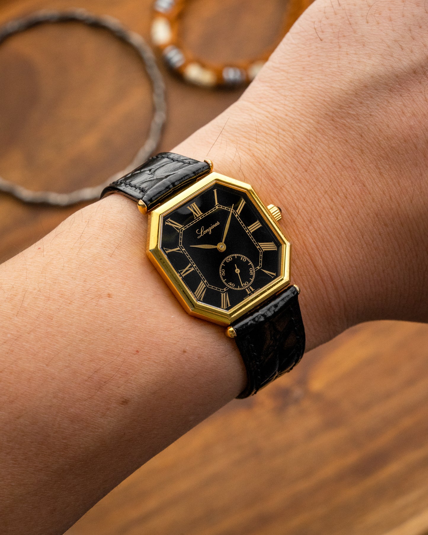 Longines Octagonal Black Roman dial Gold Ref. 3209 (Cal. 846.4)