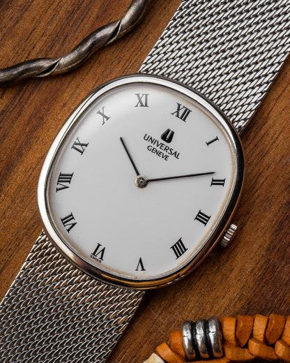 Universal Geneve "Ellipse" White Roman dial Ref. 842135 (Cal. 1-42)