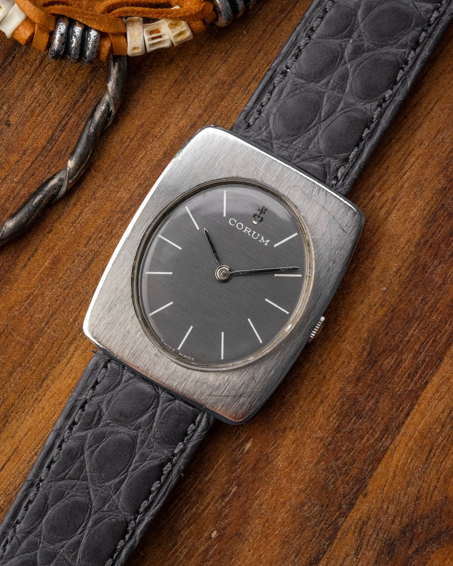 Corum Classic Rectangular Grey Linen dial Ref. 57279 (Cal. 7001)