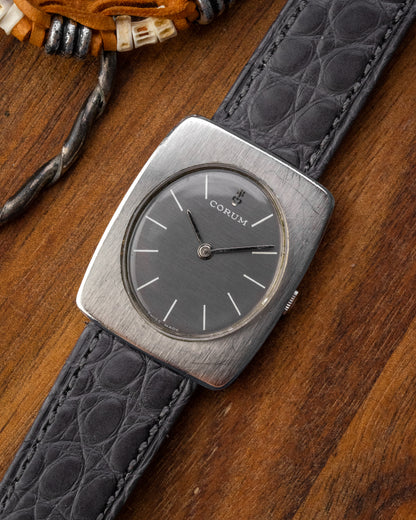 Corum Classic Rectangular Grey Linen dial Ref. 57279 (Cal. 7001)