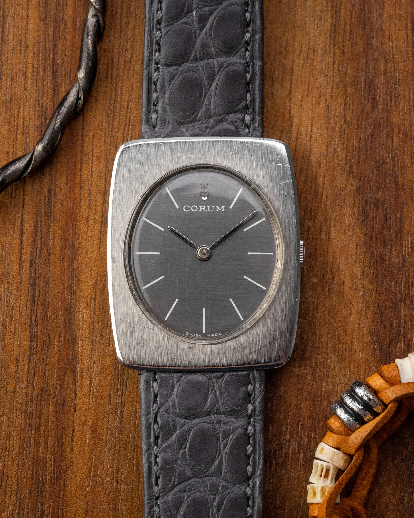 Corum Classic Rectangular Grey Linen dial Ref. 57279 (Cal. 7001)