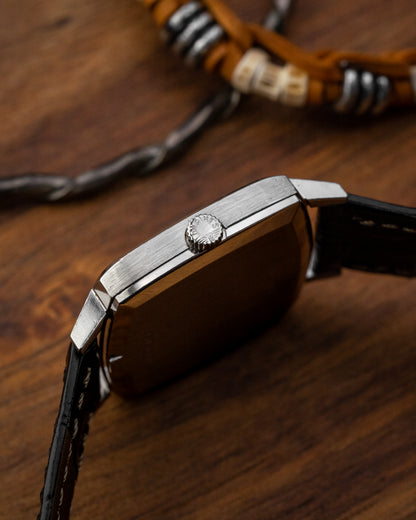 Longines Flagship "Basalt" Square TV Ref. 4048-1 (Cal. 428)