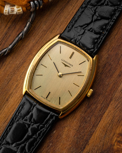 Longines "Tonneau" Rectangular Gold Ref. 5076 (Cal. 847.4)