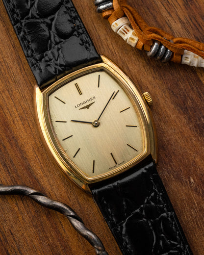 Longines "Tonneau" Rectangular Gold Ref. 5076 (Cal. 847.4)