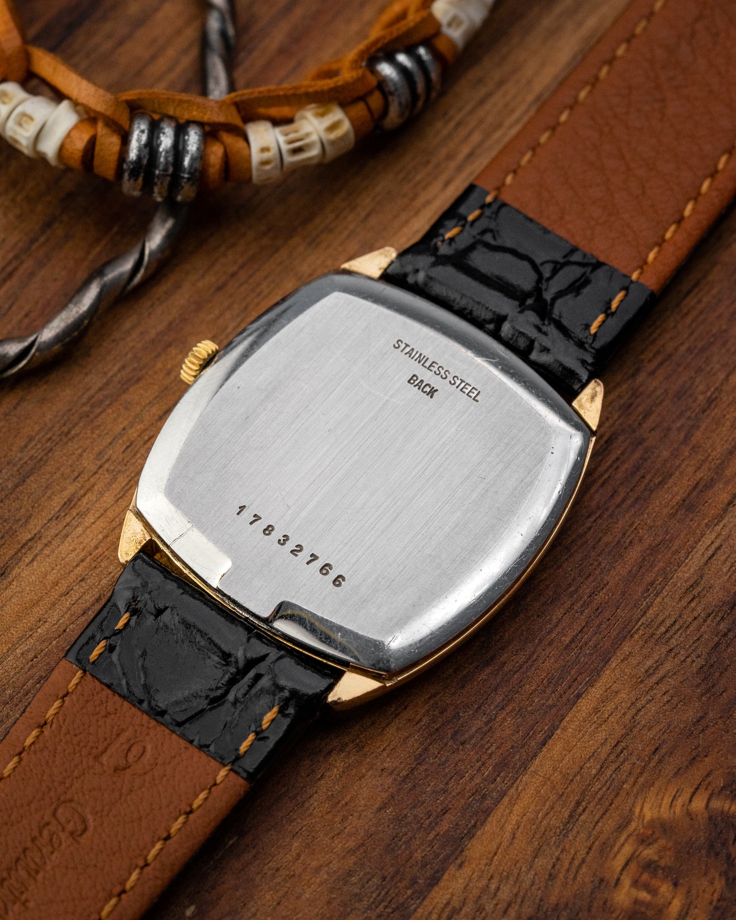 Longines "Tonneau" Rectangular Gold Ref. 5076 (Cal. 847.4)