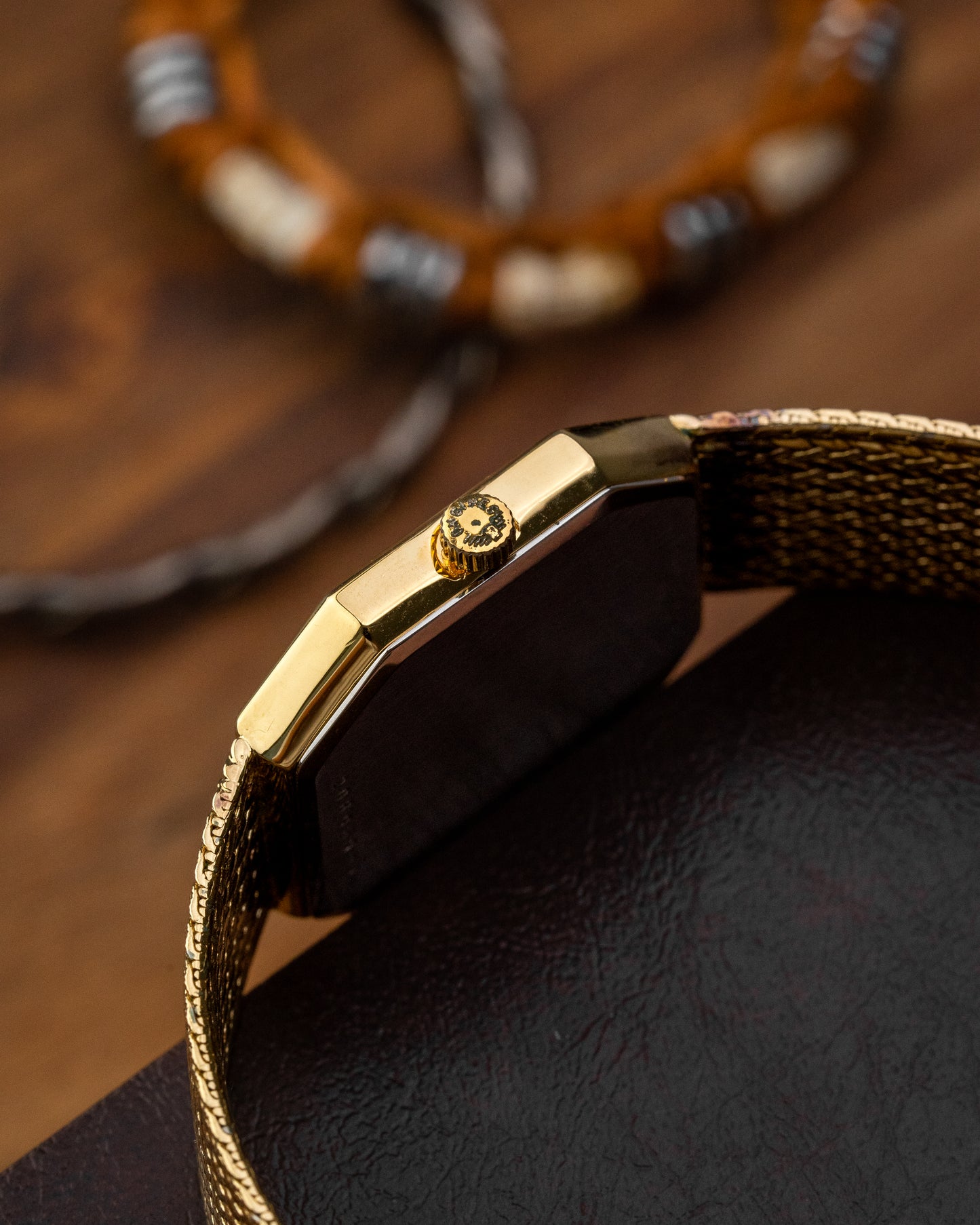 Longines Octagonal Integrated Bracelet Gold Ref. 3209M (Cal. 846.4)
