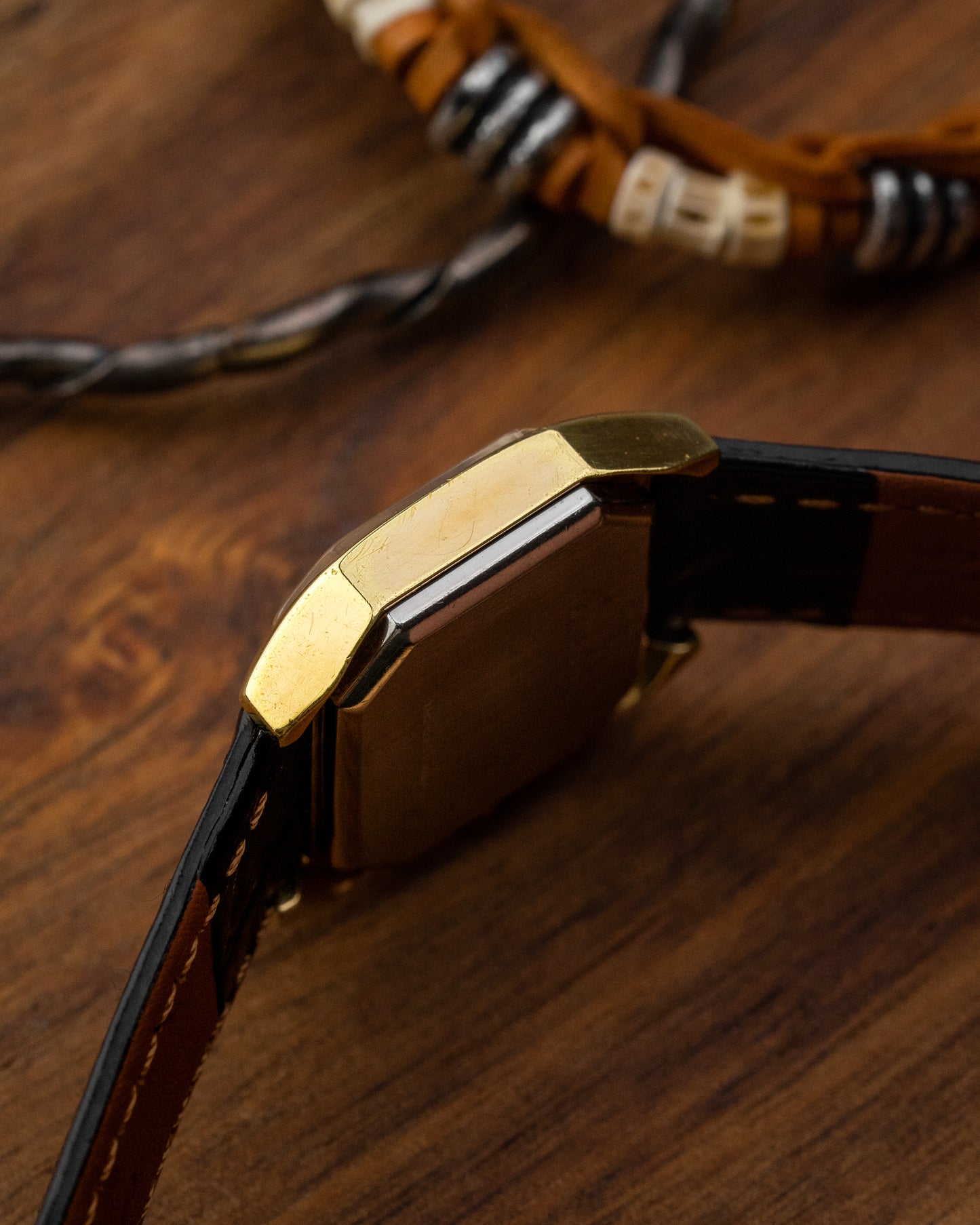 Longines Octagonal-TV Gold Ref. 1064-2 (Cal. 817.4)