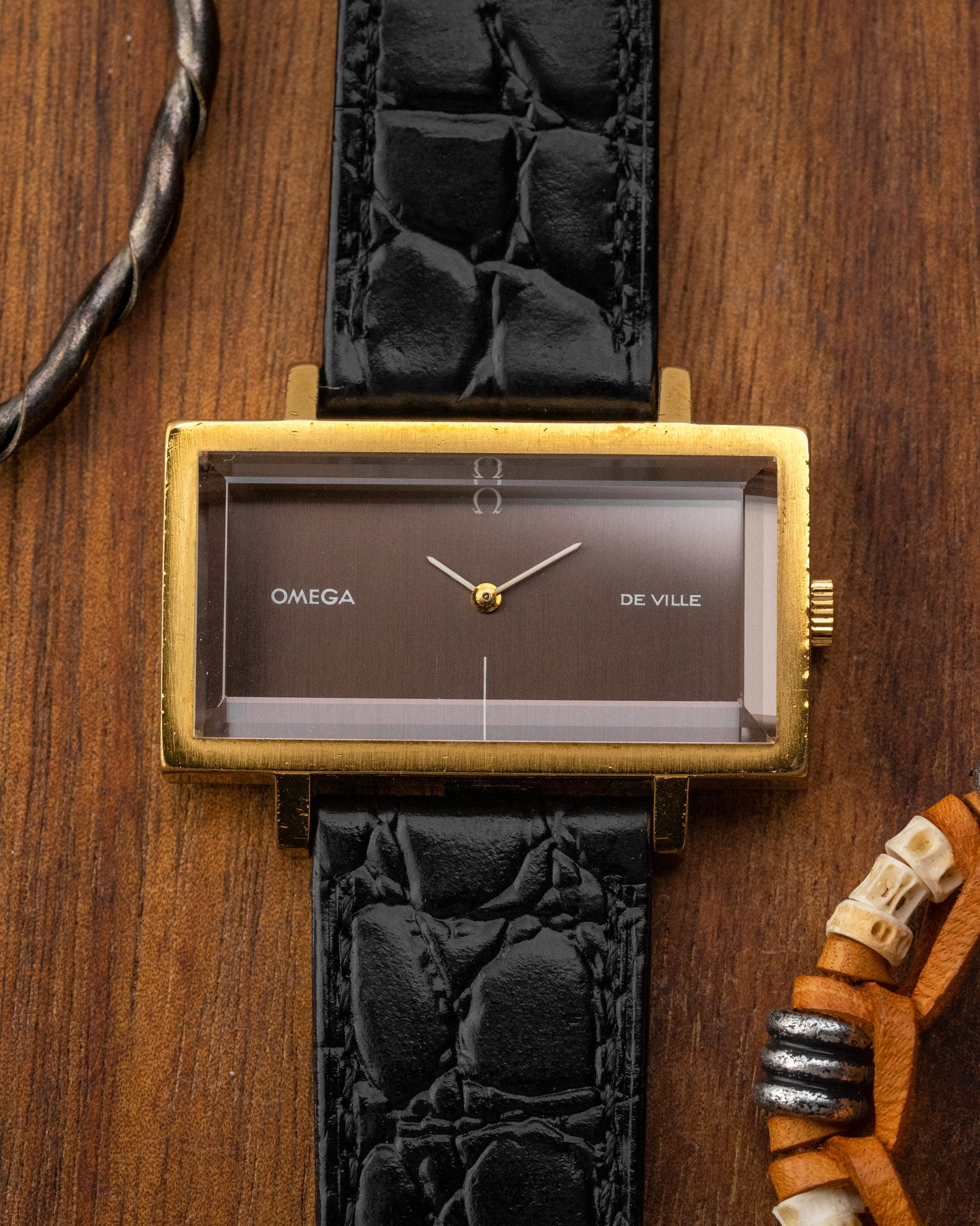 Omega De Ville "Elongated Horizontale" Emerald Andrew Grima Ref. 5110383 (Cal. 620)