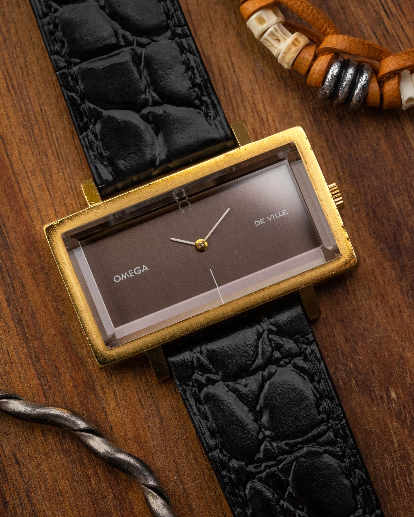 Omega De Ville "Elongated Horizontale" Emerald Andrew Grima Ref. 5110383 (Cal. 620)