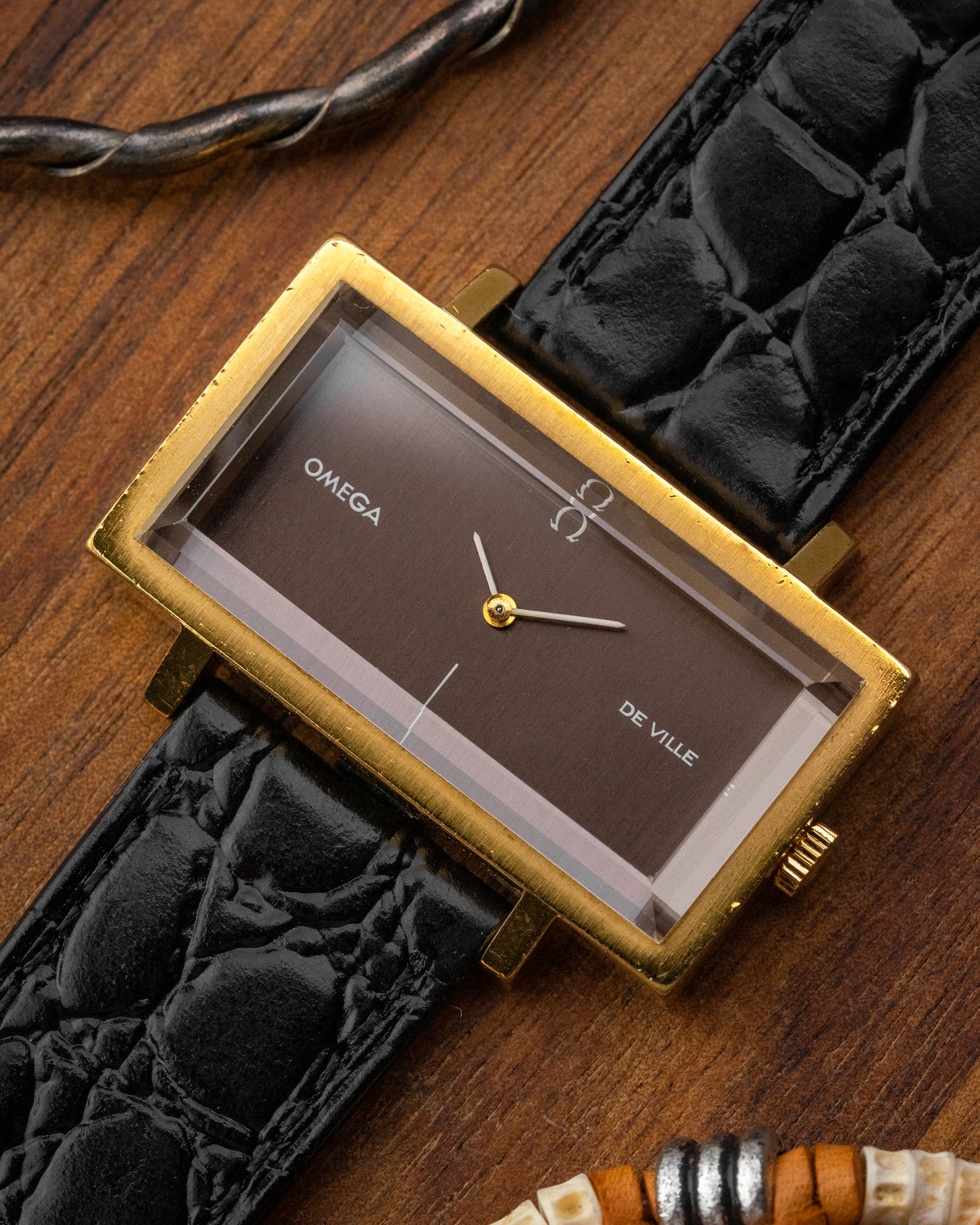 Omega De Ville "Elongated Horizontale" Emerald Andrew Grima Ref. 5110383 (Cal. 620)