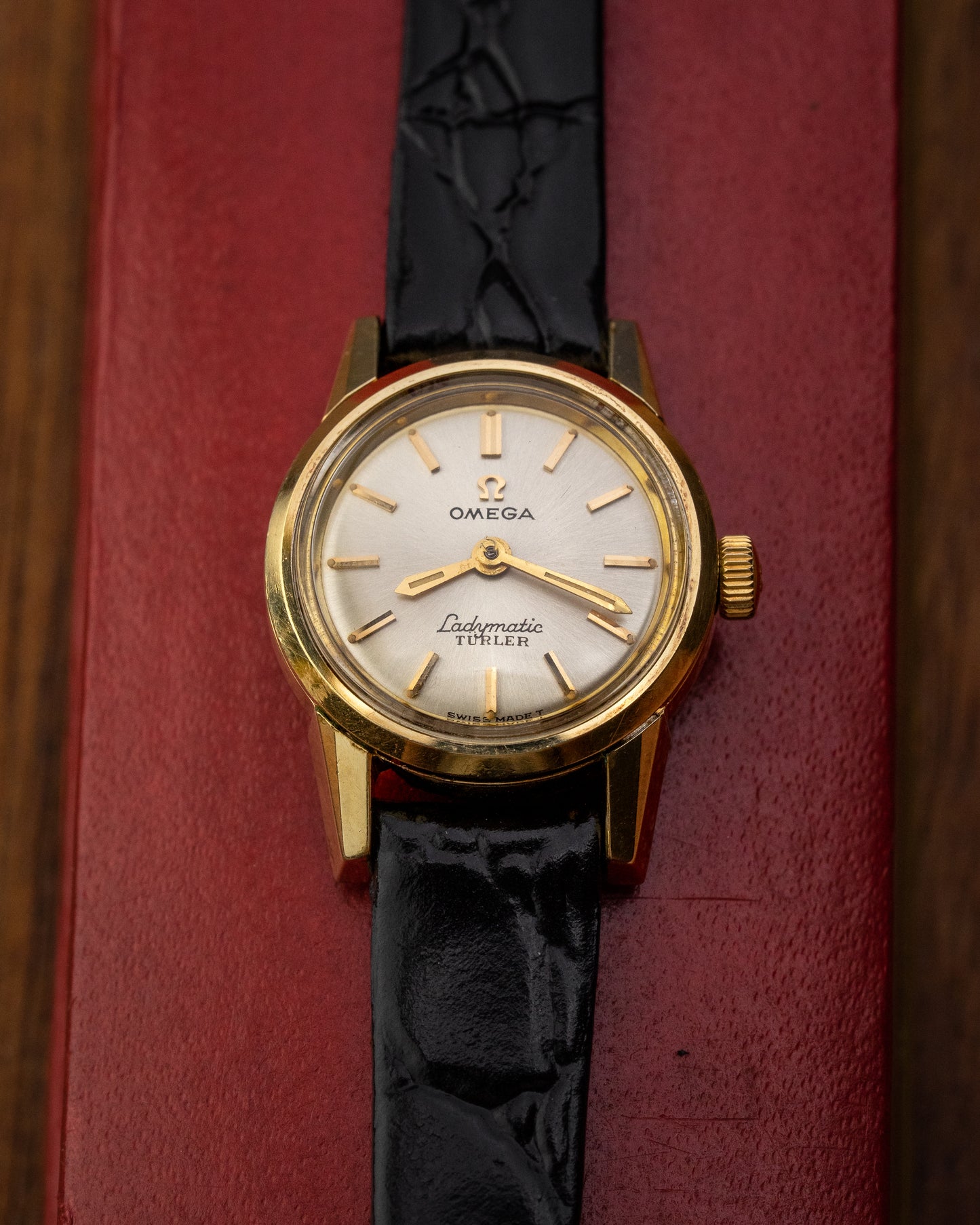 Omega Ladymatic "Türler" Petite Gold Capped case Ref. 555001 (Cal. 661)