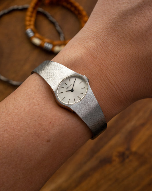 Longines Mini "Oval Oblong" Integrated Bracelet Ref. 4002 (Cal. 5602)