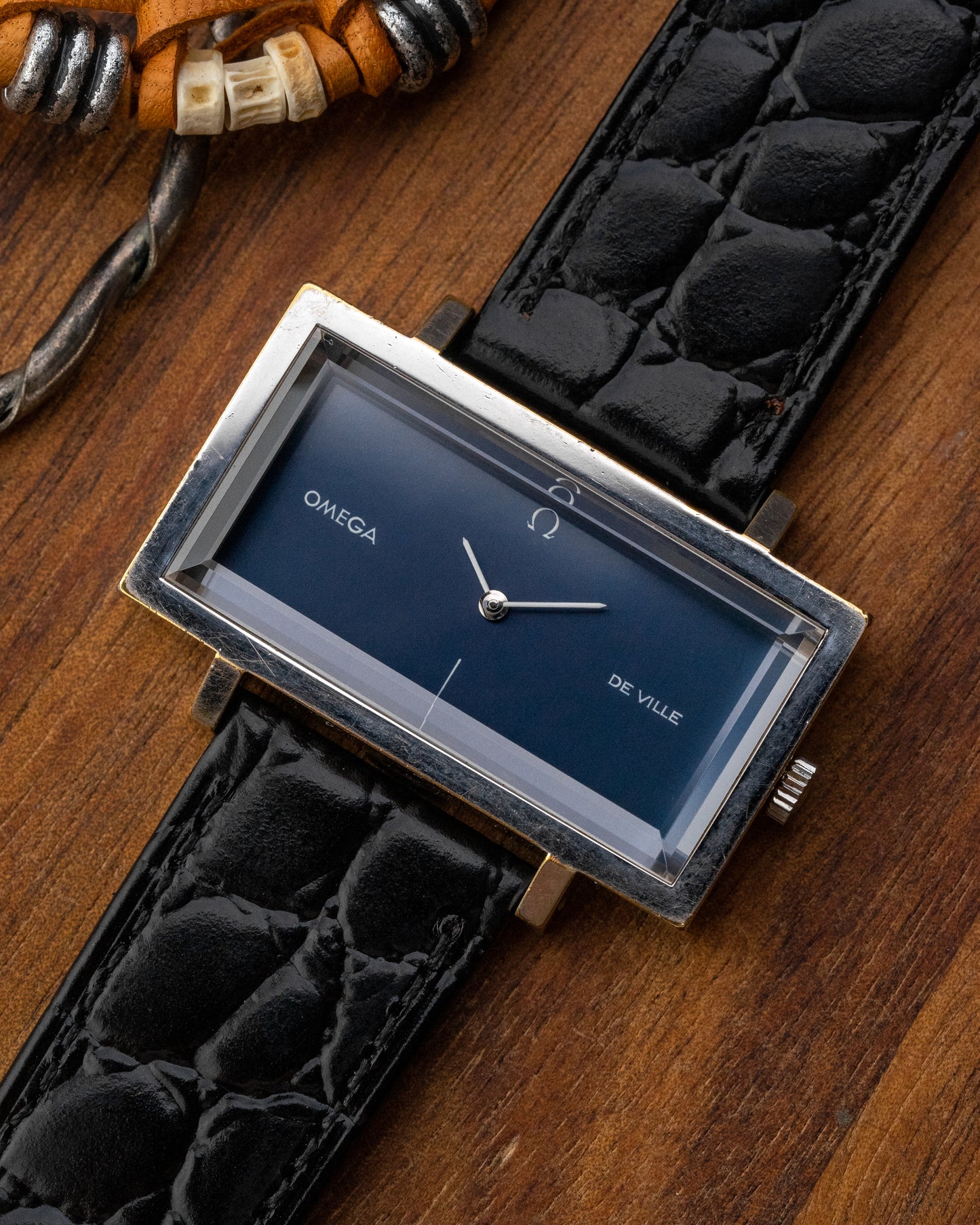 Omega De Ville "Elongated Horizontale" Blue dial Emerald Andrew Grima Ref. 5110383 (Cal. 625)