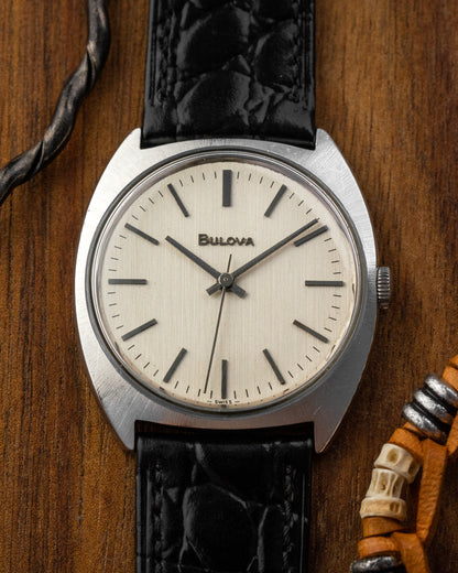 Bulova "C-Shape" Ref. 737 (Cal. 11 BLC)