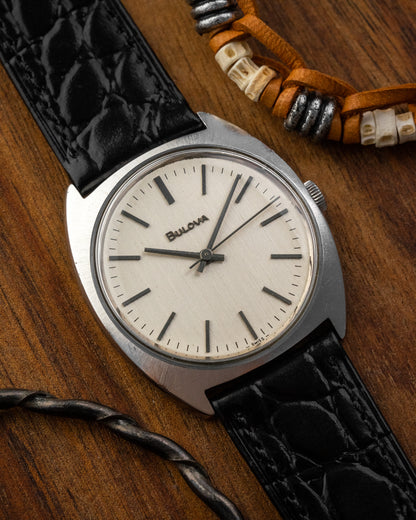 Bulova "C-Shape" Ref. 737 (Cal. 11 BLC)